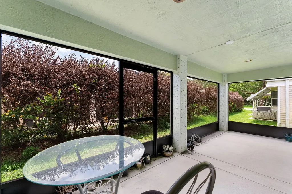 4 S Alhambra S Port St Lucie FL 34952