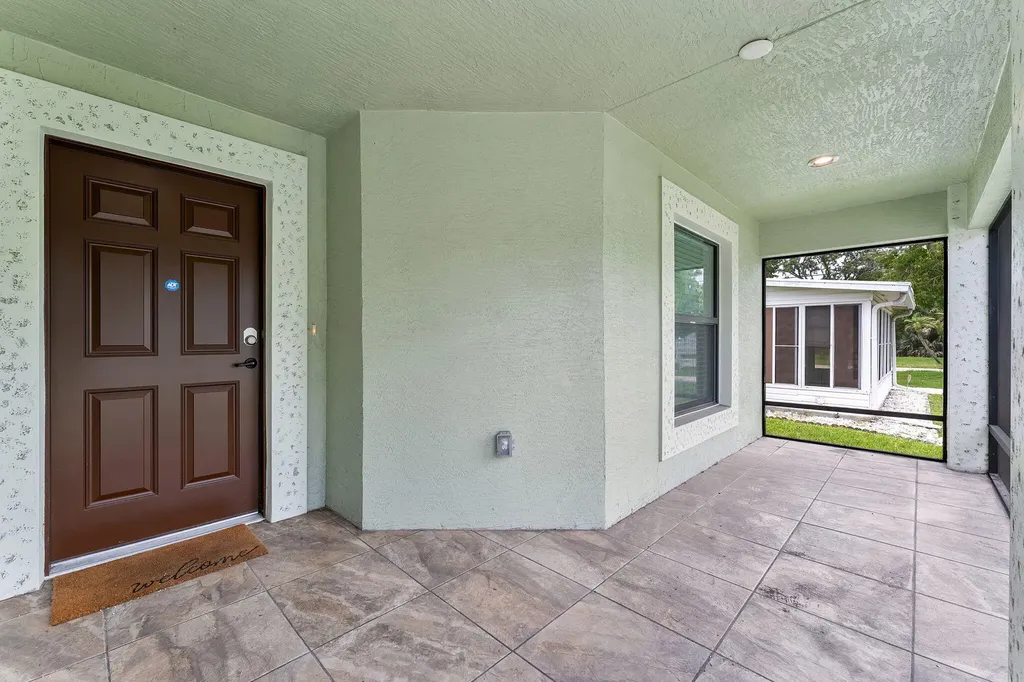 4 S Alhambra S Port St Lucie FL 34952