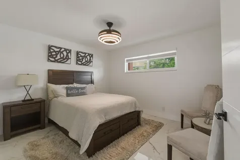 9523 N Hollybrook Lake Drive Pembroke Pines FL 33025