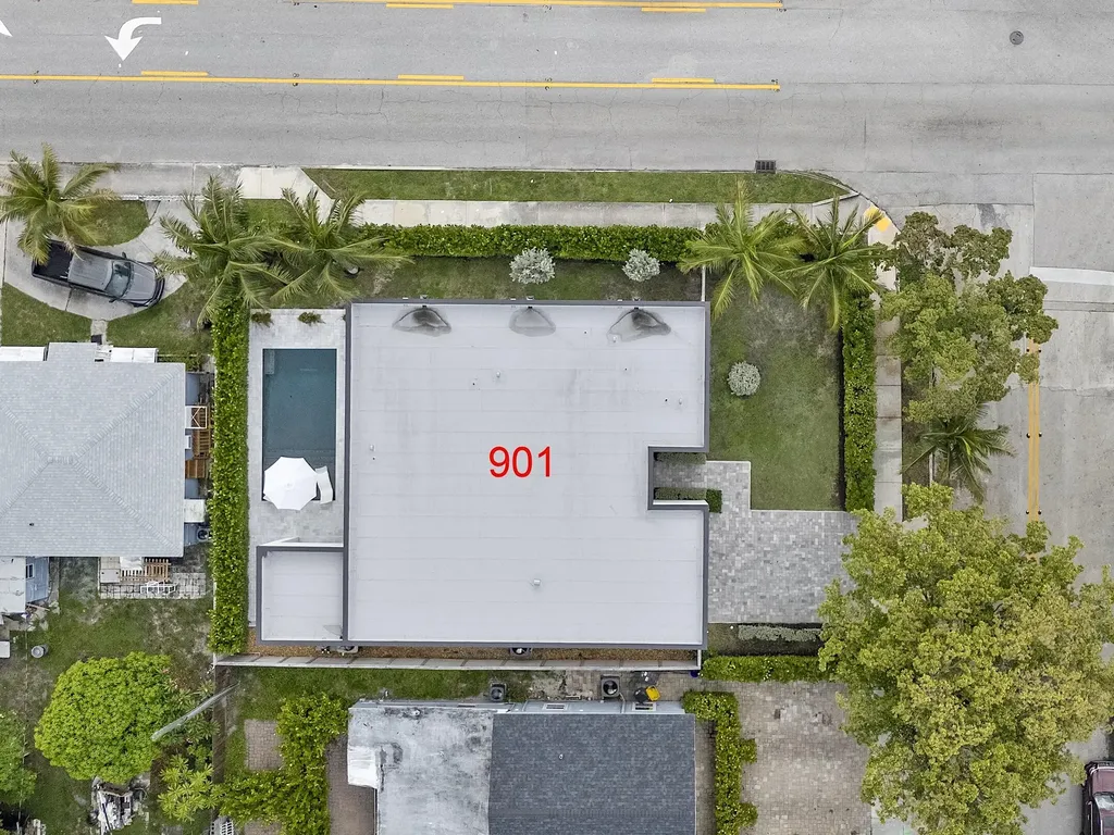 901 Upland Road West Palm Beach FL 33401