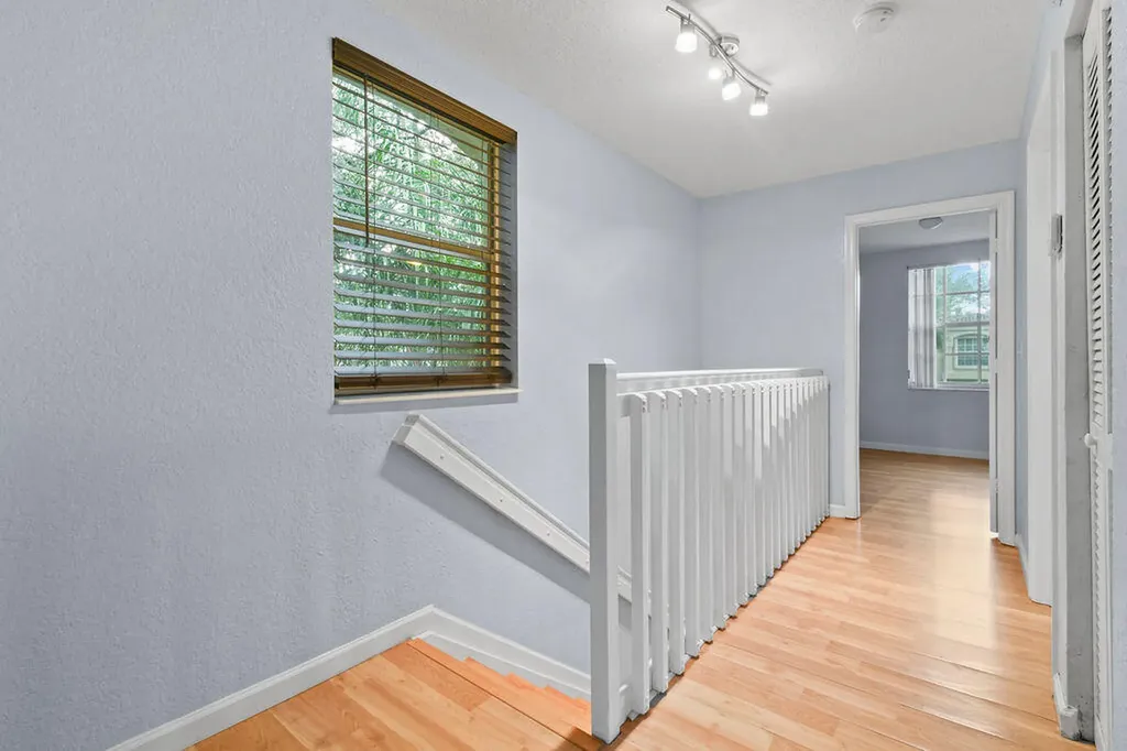 952 Summit Lake Drive West Palm Beach FL 33406