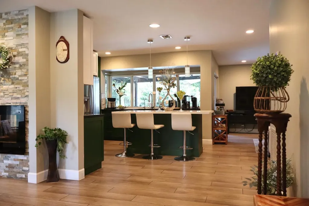 10240 NW 17th Street Coral Springs FL 33071