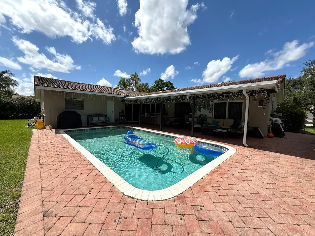 10240 NW 17th Street Coral Springs FL 33071