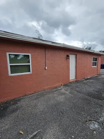 148 W 14th Street Riviera Beach FL 33404