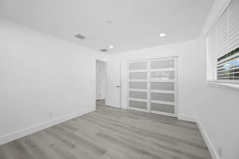 2785 Reo Lane Palm Springs FL 33461