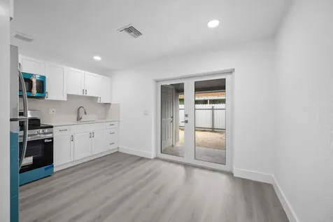 2785 Reo Lane Palm Springs FL 33461