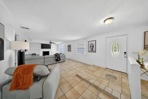 6000 Pinetree Drive Fort Pierce FL 34982