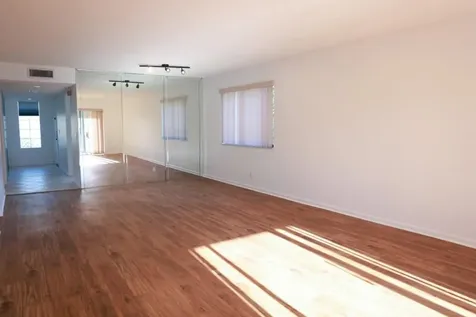 428 Lakeview Drive Weston FL 33326