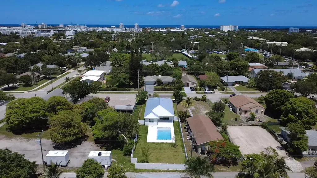 316 SW 4th Avenue Delray Beach FL 33444