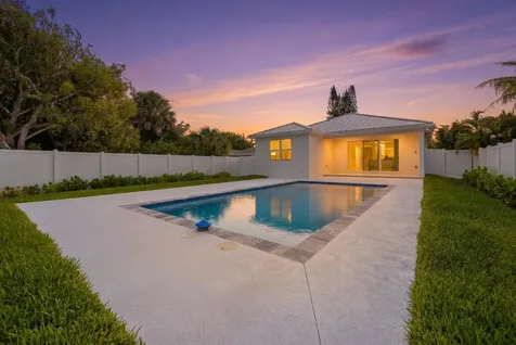 316 SW 4th Avenue Delray Beach FL 33444