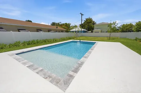 316 SW 4th Avenue Delray Beach FL 33444