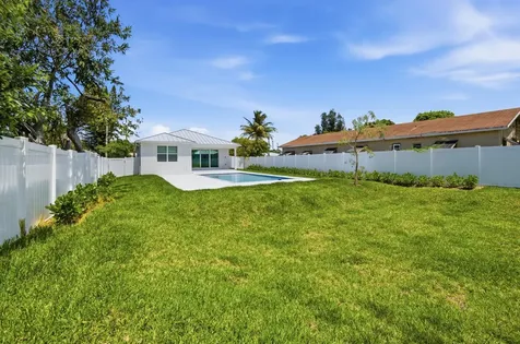316 SW 4th Avenue Delray Beach FL 33444