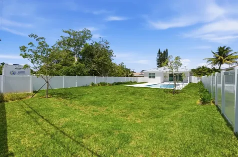 316 SW 4th Avenue Delray Beach FL 33444