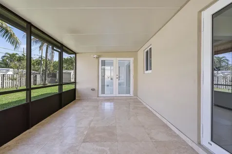 2475 NE 214th Street Aventura FL 33180