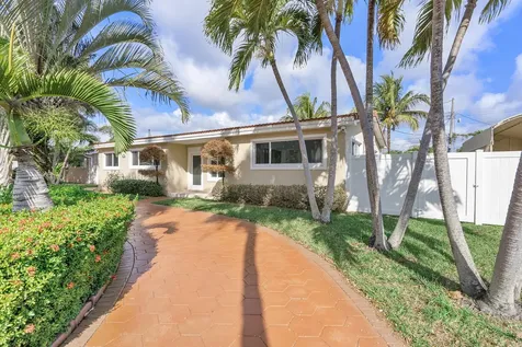 2475 NE 214th Street Aventura FL 33180