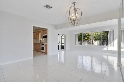 2475 NE 214th Street Aventura FL 33180
