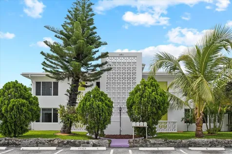 1279 Beach Road West Palm Beach FL 33404
