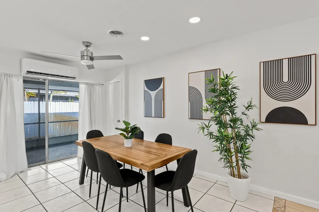 1761 NE 55th Street Fort Lauderdale FL 33334