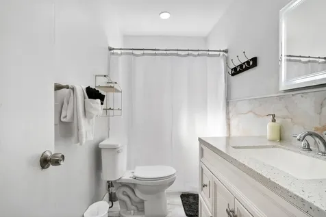 1761 NE 55th Street Fort Lauderdale FL 33334