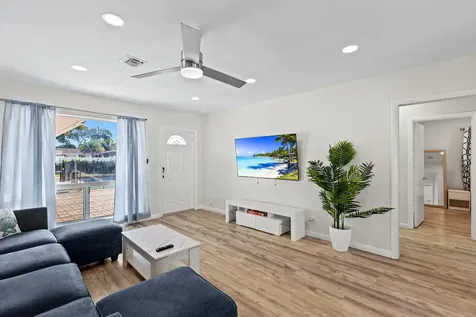 1761 NE 55th Street Fort Lauderdale FL 33334