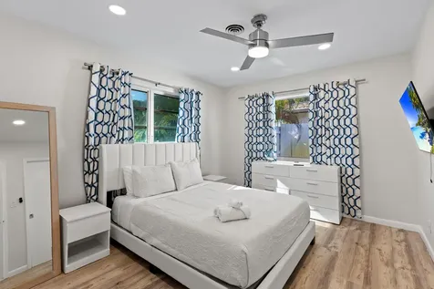 1761 NE 55th Street Fort Lauderdale FL 33334