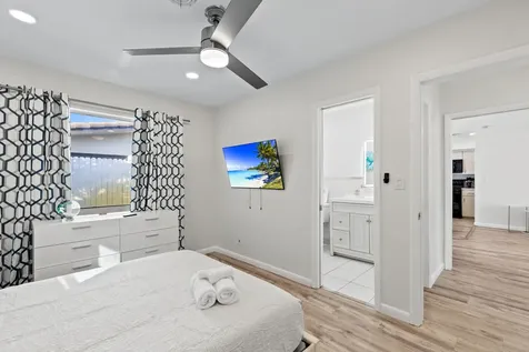 1761 NE 55th Street Fort Lauderdale FL 33334