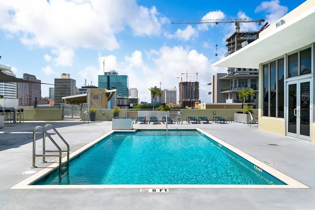445 N Andrews Avenue Fort Lauderdale FL 33301