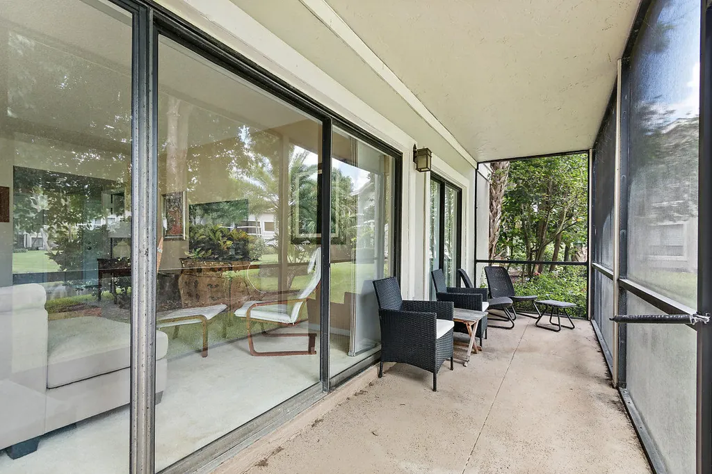 11863 Wimbledon Circle Wellington FL 33414