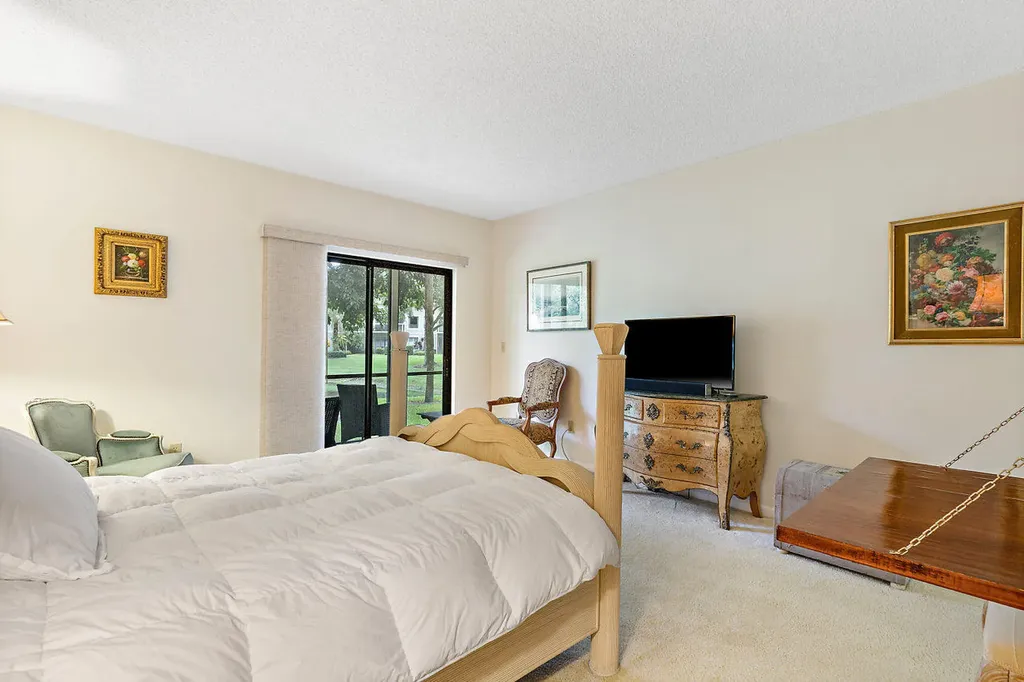 11863 Wimbledon Circle Wellington FL 33414