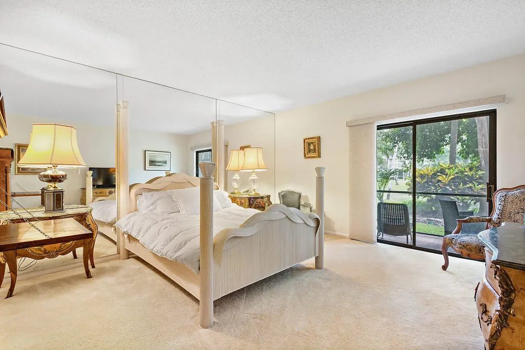 11863 Wimbledon Circle Wellington FL 33414