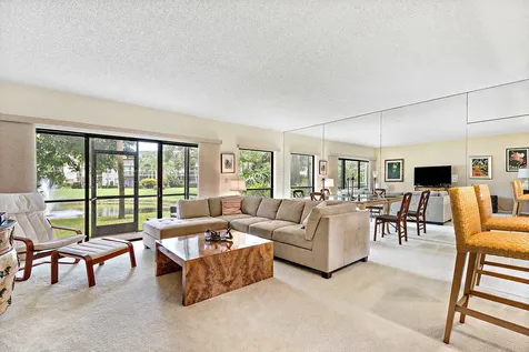 11863 Wimbledon Circle Wellington FL 33414