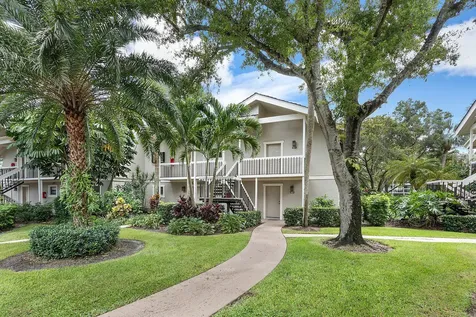 11863 Wimbledon Circle Wellington FL 33414