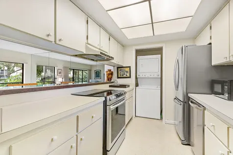 11863 Wimbledon Circle Wellington FL 33414