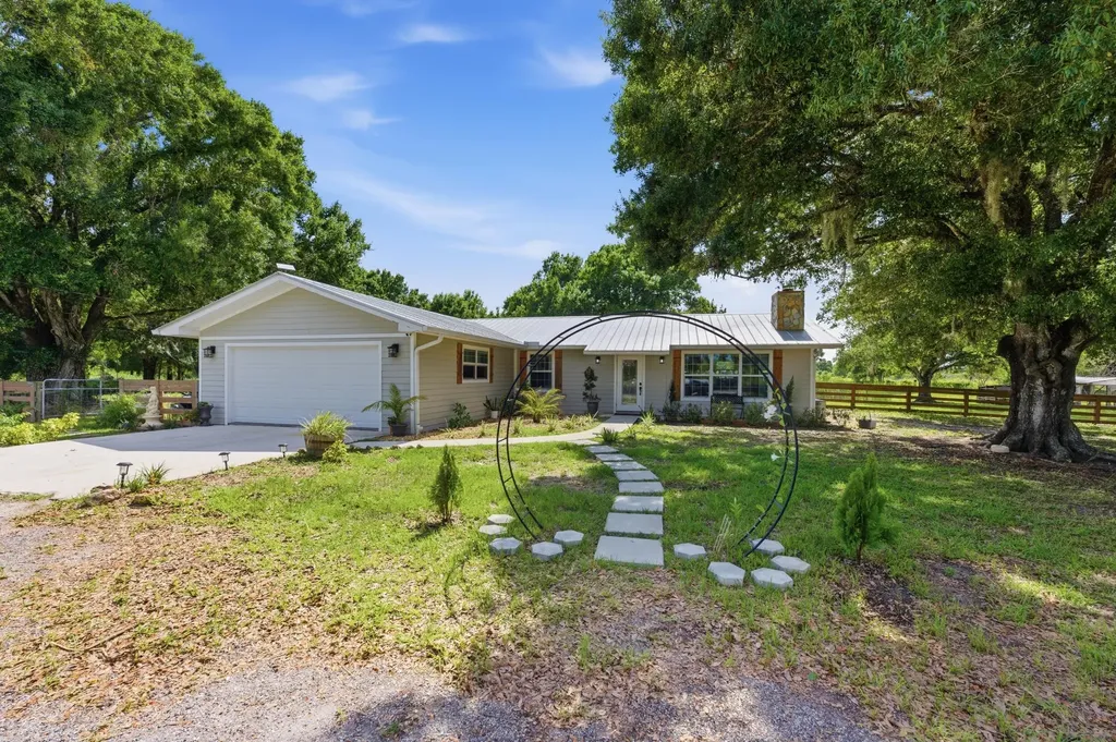 25710 Orange Avenue Fort Pierce FL 34945
