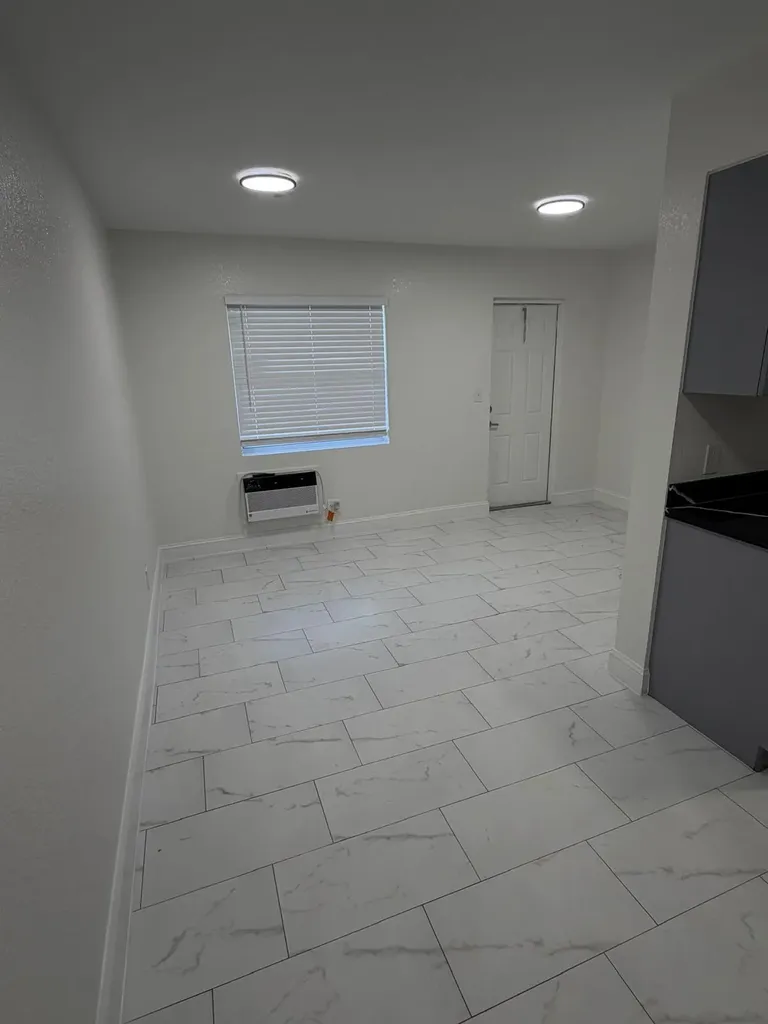 110 NW 7th Avenue Pompano Beach FL 33060
