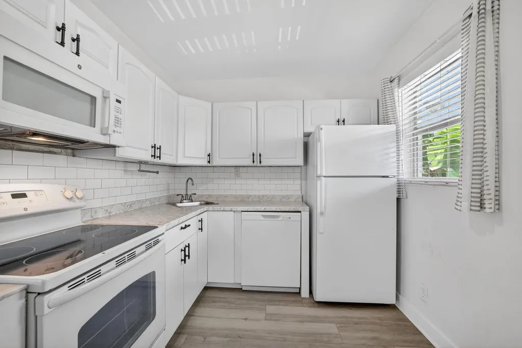 2741 NE 8th Avenue Wilton Manors FL 33334