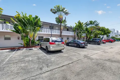 2741 NE 8th Avenue Wilton Manors FL 33334