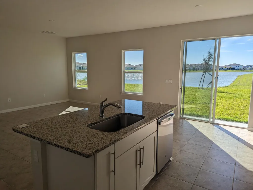 10644 SW Vasari Way Port St Lucie FL 34987