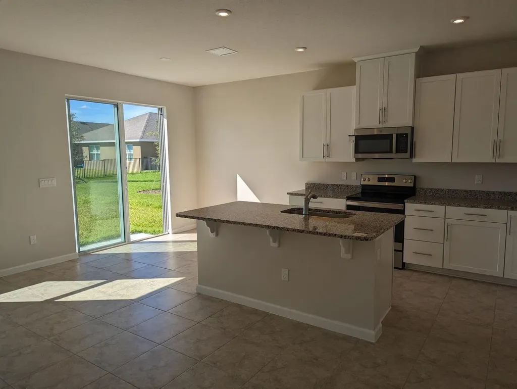 10644 SW Vasari Way Port St Lucie FL 34987