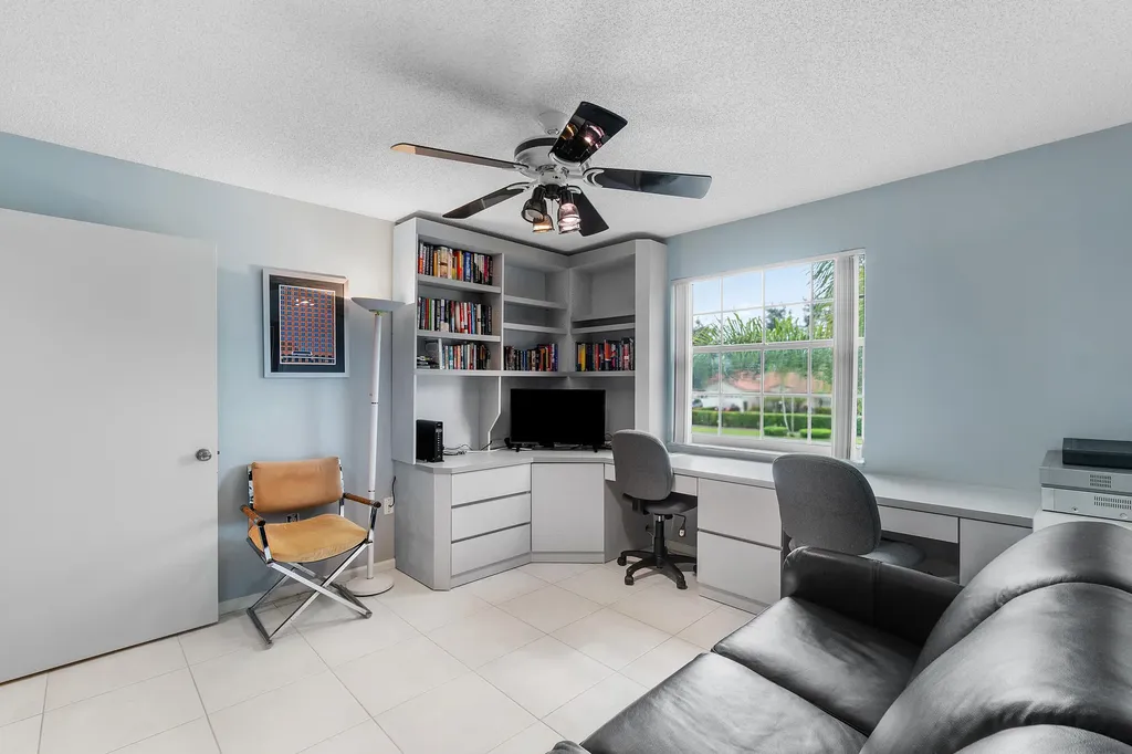 9829 Seacrest Circle Boynton Beach FL 33437