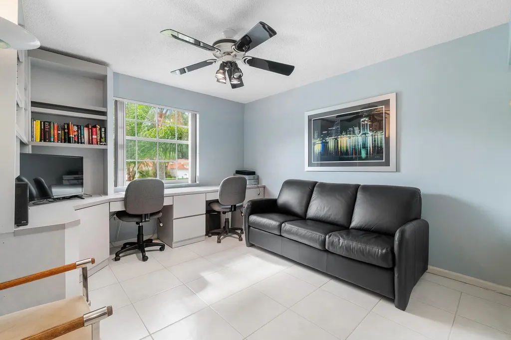 9829 Seacrest Circle Boynton Beach FL 33437