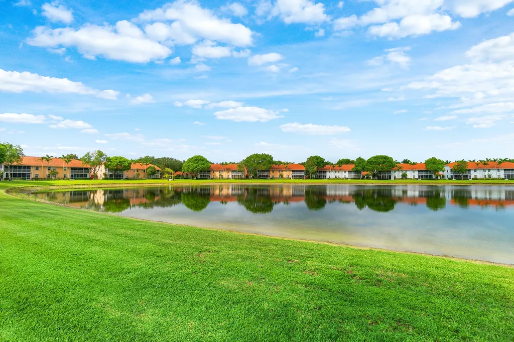9829 Seacrest Circle Boynton Beach FL 33437