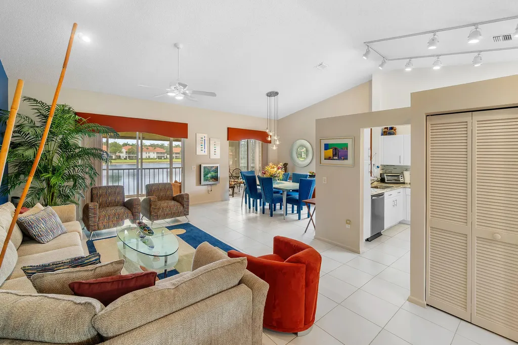 9829 Seacrest Circle Boynton Beach FL 33437