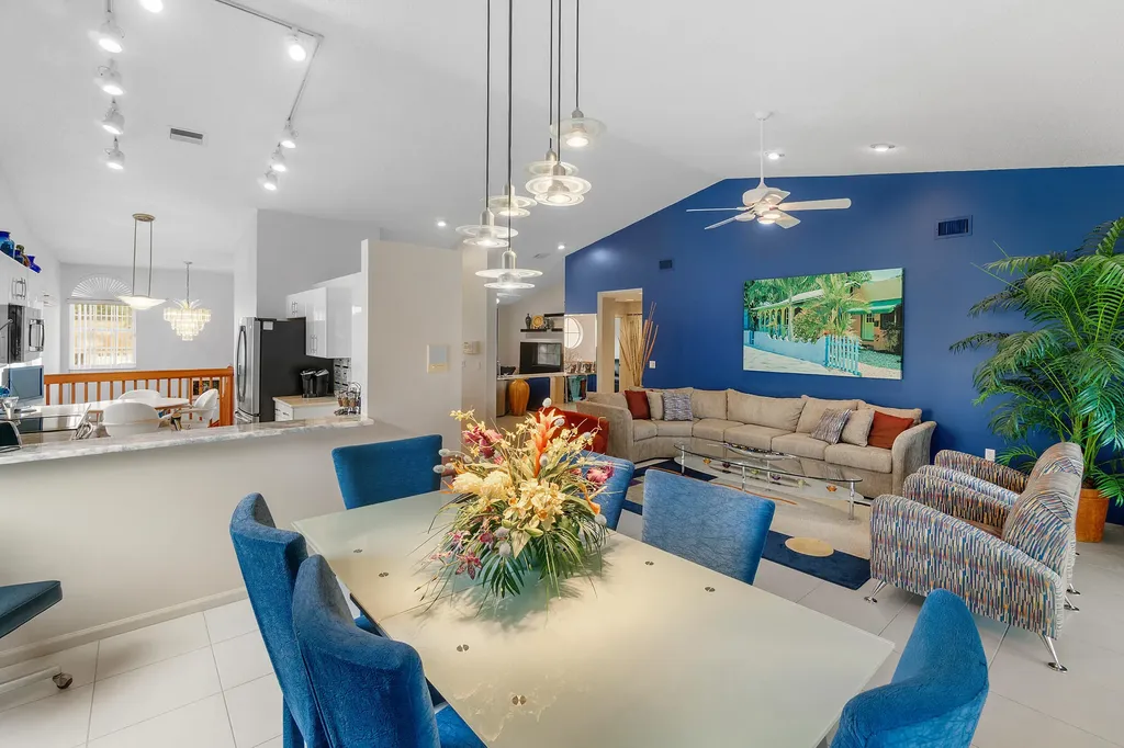 9829 Seacrest Circle Boynton Beach FL 33437