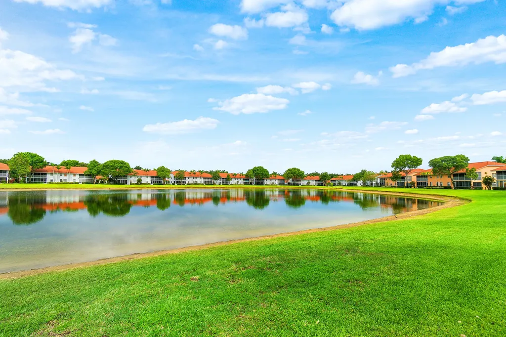 9829 Seacrest Circle Boynton Beach FL 33437