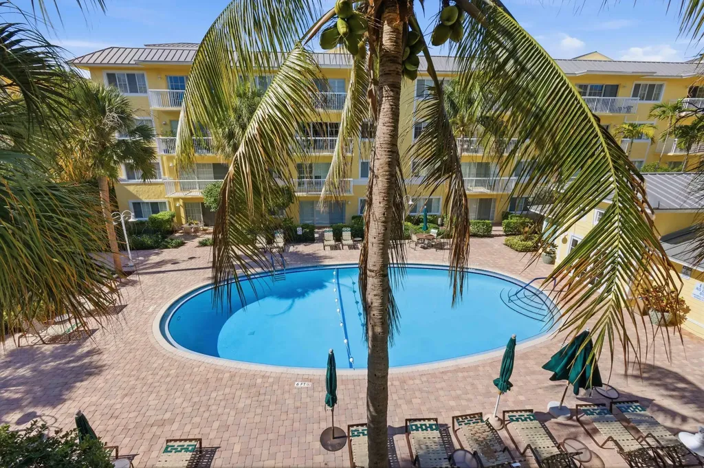 1515 E Broward Boulevard Fort Lauderdale FL 33301