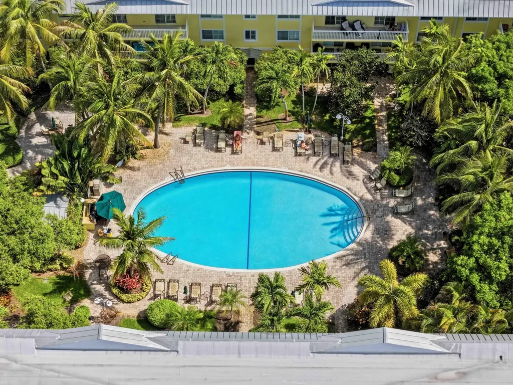 1515 E Broward Boulevard Fort Lauderdale FL 33301