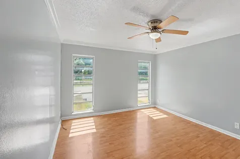 4848 NW 24th Lauderdale Lakes FL 33313