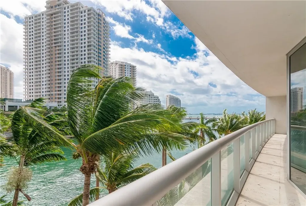 465 Brickell Avenue Miami FL 33131