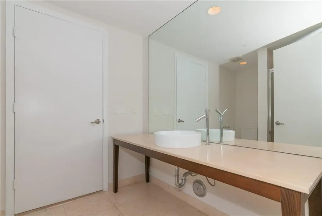 465 Brickell Avenue Miami FL 33131